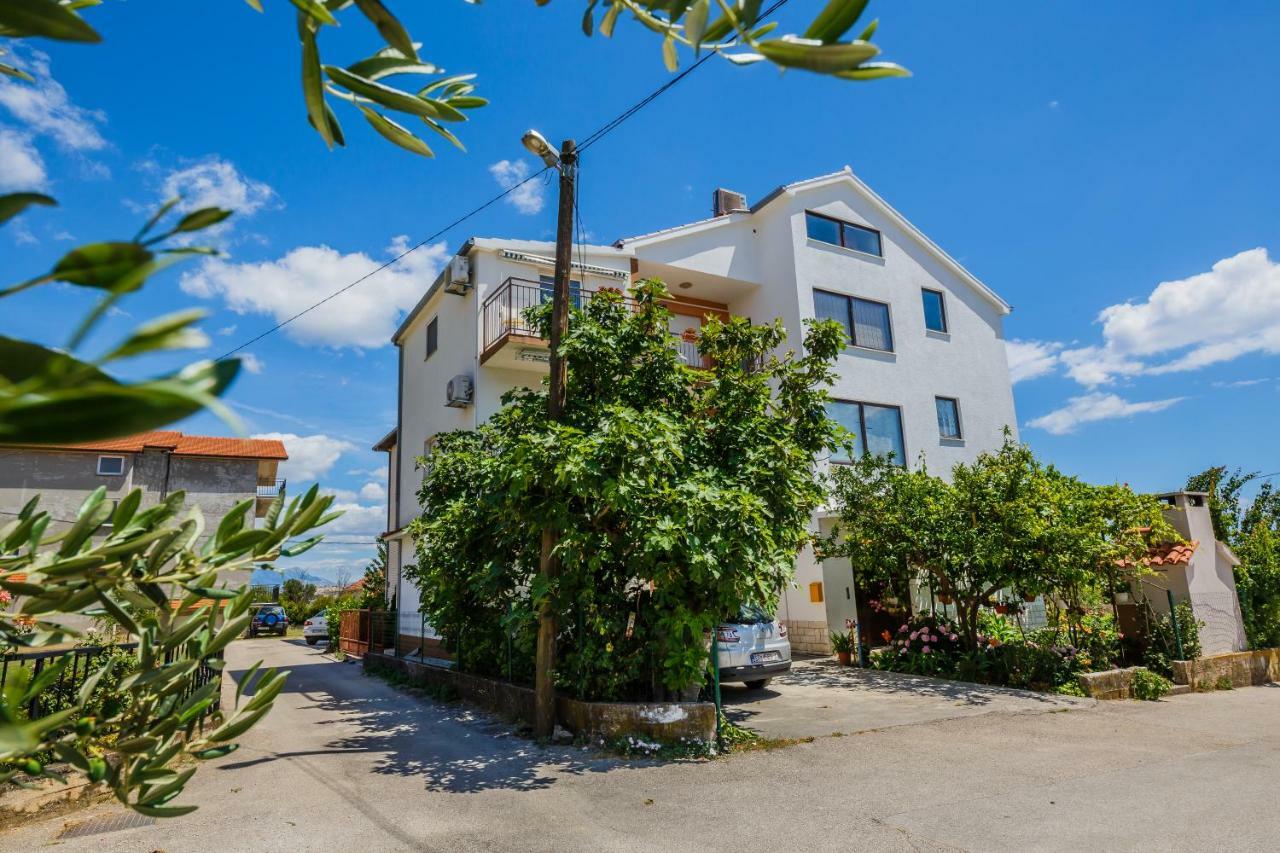 Apartments Mila Kaštela 外观 照片