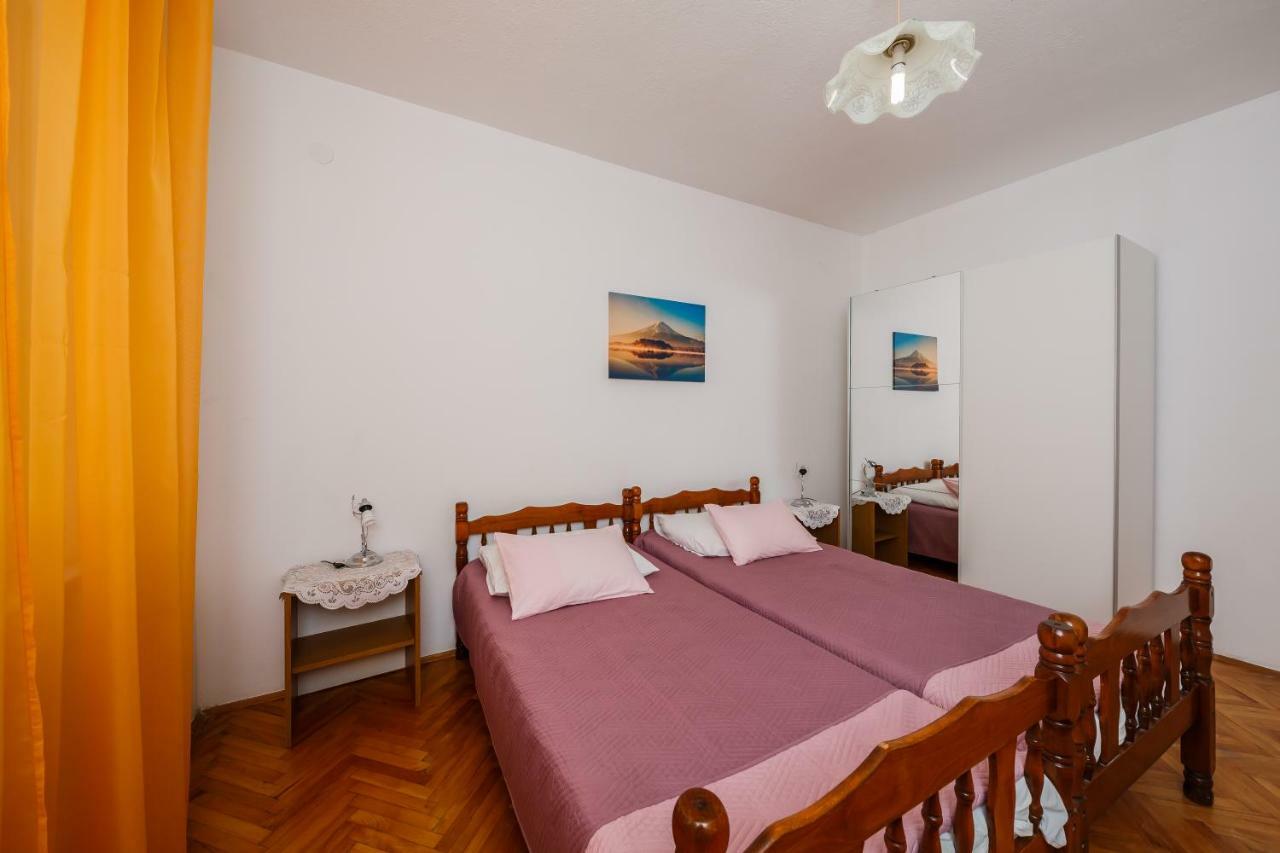 Apartments Mila Kaštela 外观 照片
