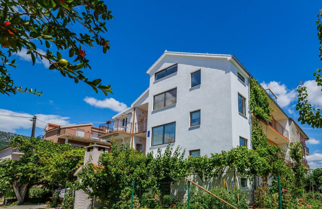 Apartments Mila Kaštela 外观 照片